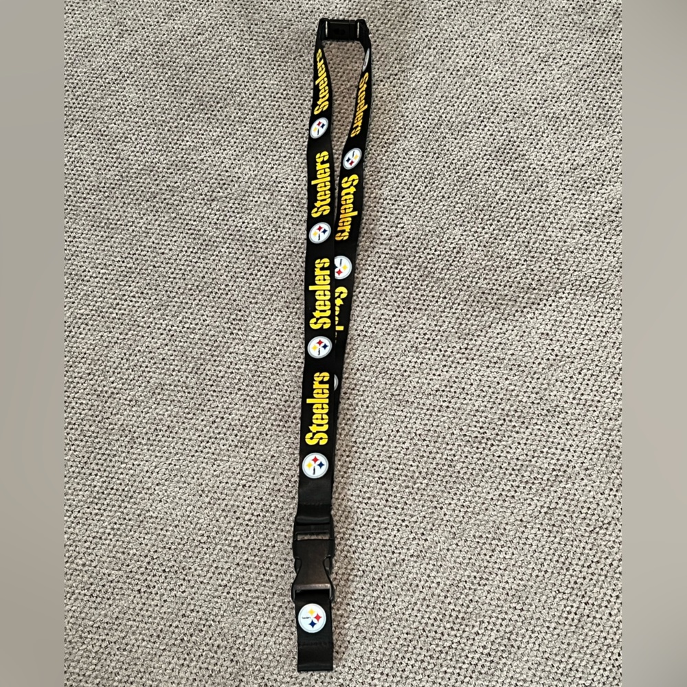 Pittsburgh Stealers Lanyard NWOTS‎